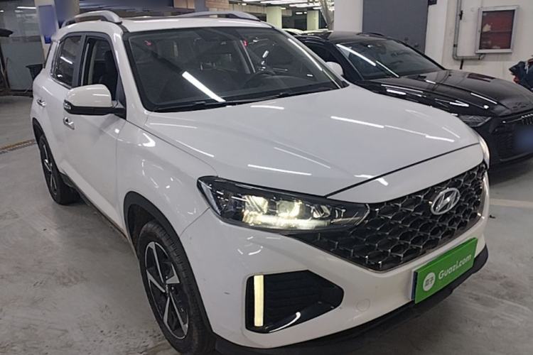 Used Hyundai ix35 2021 2.0L Automatic 2WD GLS Leading Edition Front Right 45 Deg