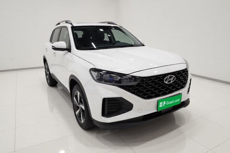 Used Hyundai ix35 2021 2.0L Automatic 2WD GLS Leading Edition Front Right 45 Deg