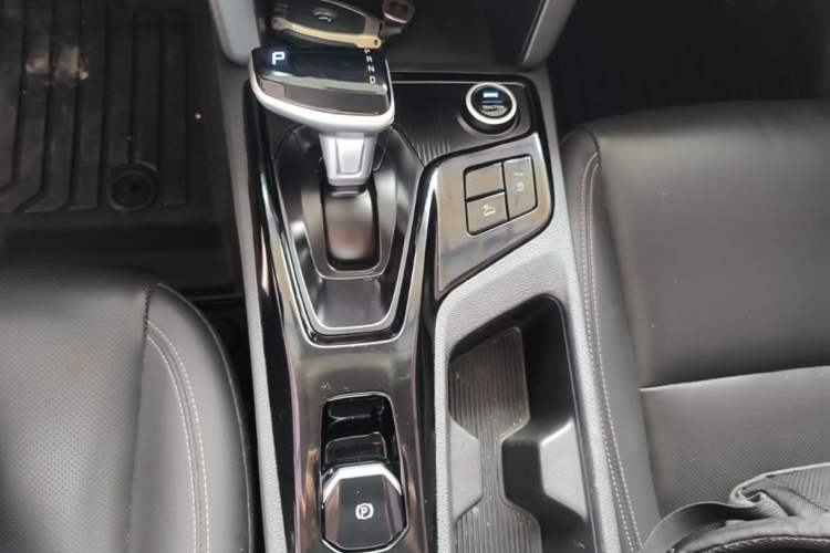Used Hyundai ix35 2021 2.0L Automatic 2WD GLS Leading Edition Gear Lever