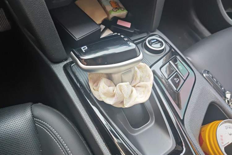 Used Hyundai ix35 2021 2.0L Automatic 2WD GLS Leading Edition Gear Lever