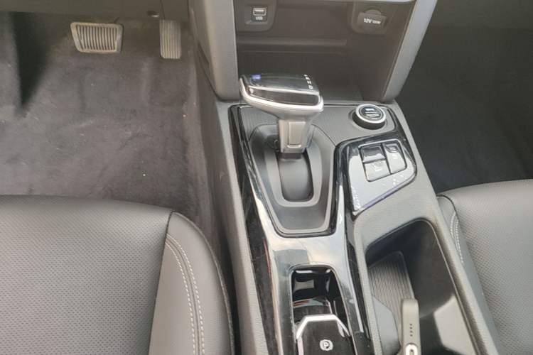 Used Hyundai ix35 2021 2.0L Automatic 2WD GLS Leading Edition Gear Lever