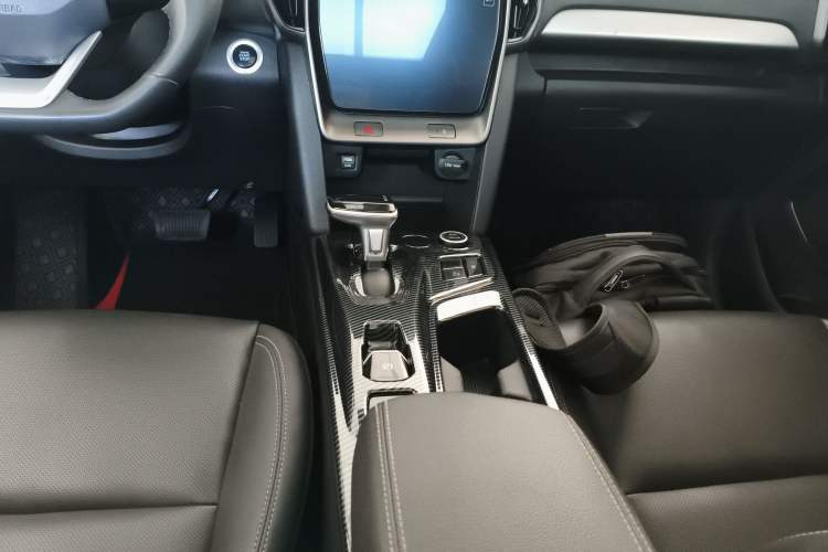 Used Hyundai ix35 2021 2.0L Automatic 2WD GLS Leading Edition Gear Lever
