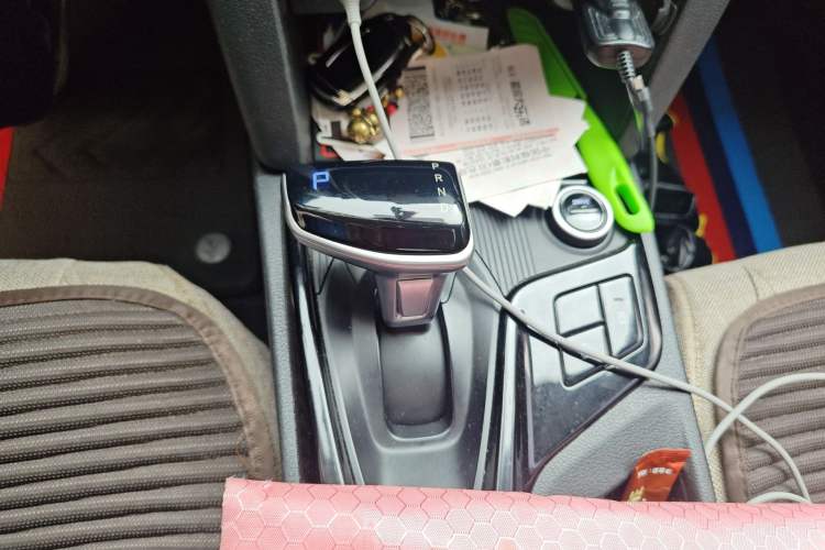 Used Hyundai ix35 2021 2.0L Automatic 2WD GLS Leading Edition Gear Lever