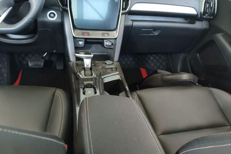 Used Hyundai ix35 2021 2.0L Automatic 2WD GLS Leading Edition Gear Lever