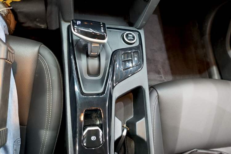 Used Hyundai ix35 2021 240TGDi DCT Two-Wheel-Drive GLS Leading Edition Gear Lever