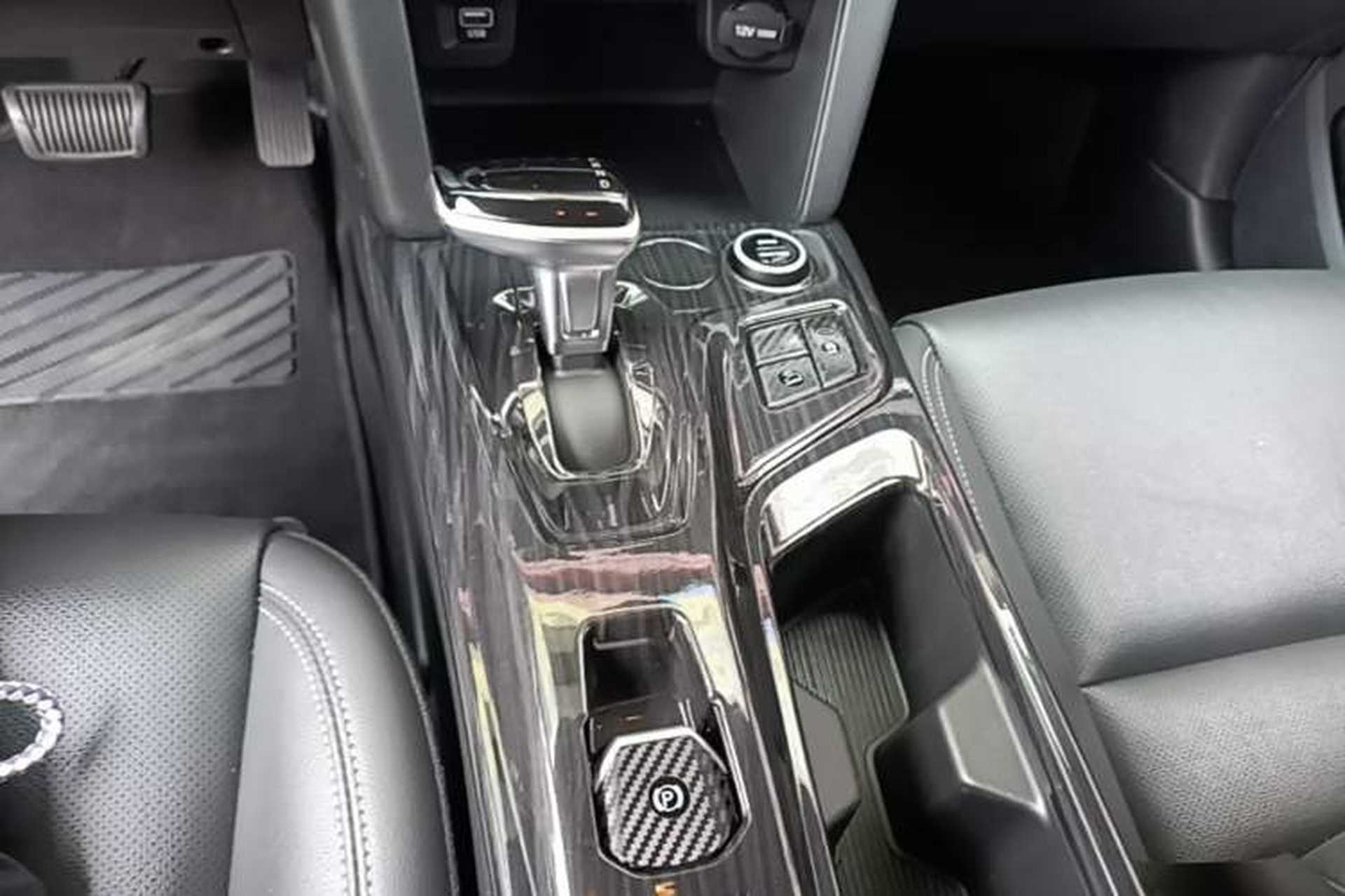Used Hyundai ix35 2021 2.0L Automatic 2WD GLS Leading Edition Gear Lever