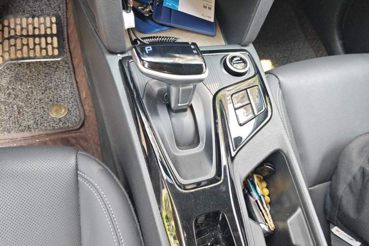 Used Hyundai ix35 2021 2.0L Automatic 2WD GLS Leading Edition Gear Lever