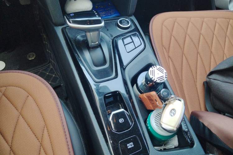 Used Hyundai ix35 2021 240TGDi DCT Two-Wheel-Drive GLS Leading Edition Gear Lever