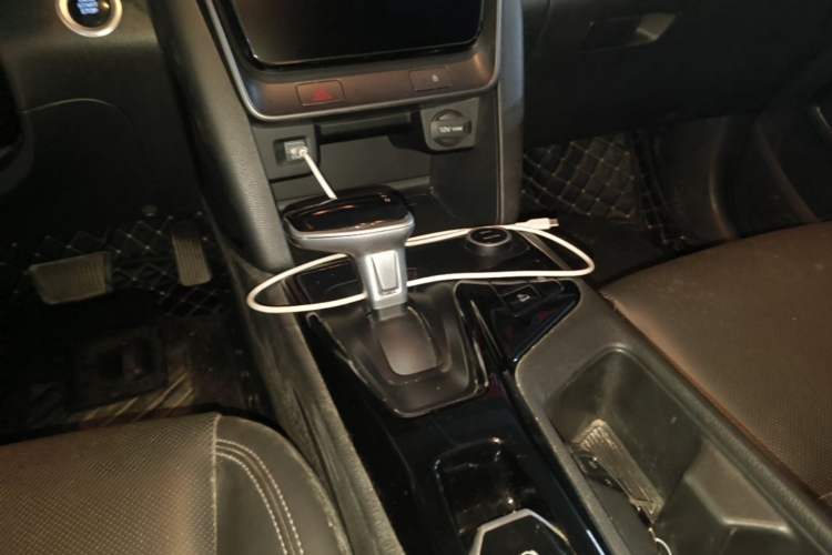 Used Hyundai ix35 2021 240TGDi DCT Two-Wheel-Drive GLS Leading Edition Gear Lever
