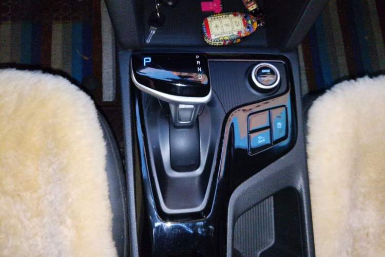 Used Hyundai ix35 2021 2.0L Automatic 2WD GLS Leading Edition Gear Lever