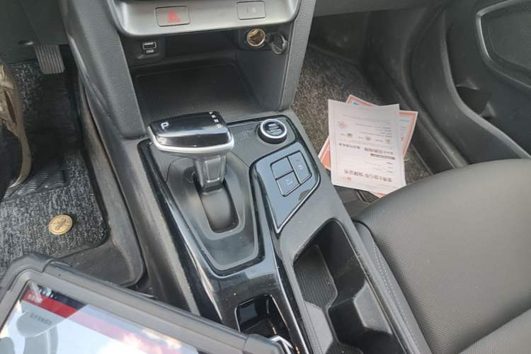 Used Hyundai ix35 2021 240TGDi DCT Two-Wheel-Drive GLS Leading Edition Gear Lever