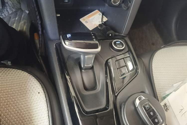 Used Hyundai ix35 2021 240TGDi DCT Two-Wheel-Drive GLS Leading Edition Gear Lever