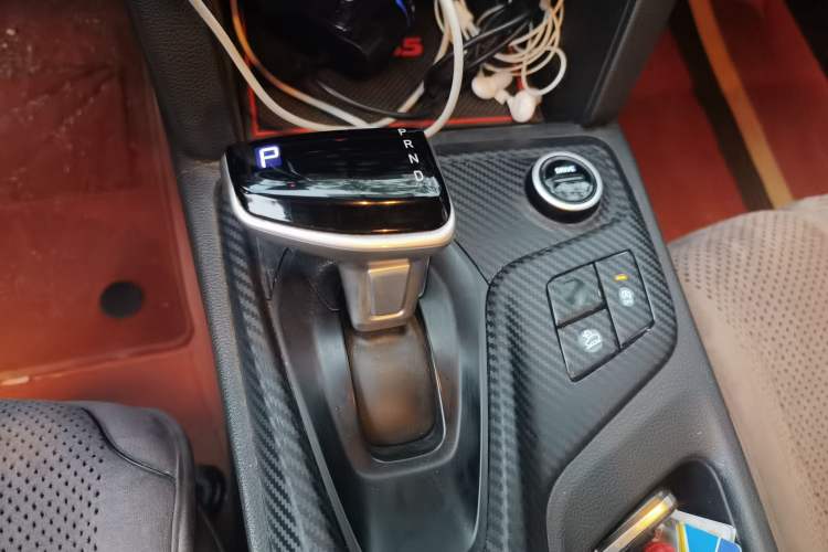 Used Hyundai ix35 2021 2.0L Automatic 2WD GLS Leading Edition Gear Lever