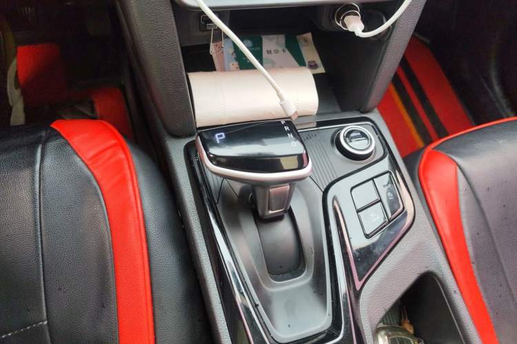 Used Hyundai ix35 2021 240TGDi DCT Two-Wheel-Drive GLS Leading Edition Gear Lever