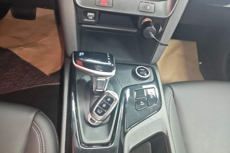 Used Hyundai ix35 2021 2.0L Automatic 2WD GLS Leading Edition Gear Lever