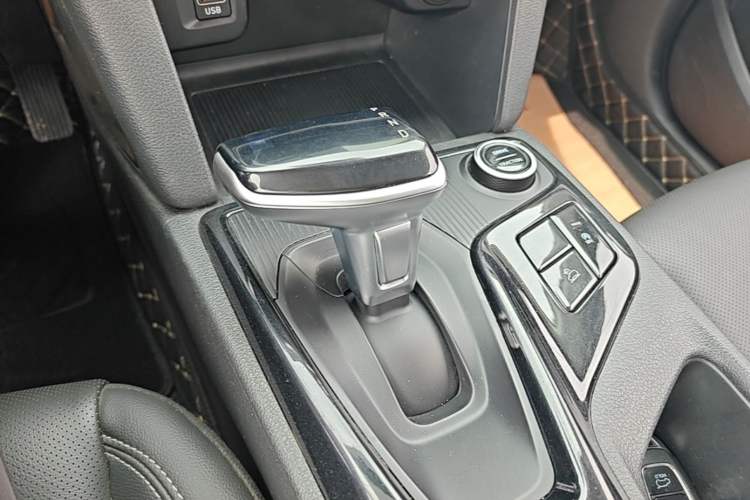 Used Hyundai ix35 2021 2.0L Automatic 2WD GLS Leading Edition Gear Lever