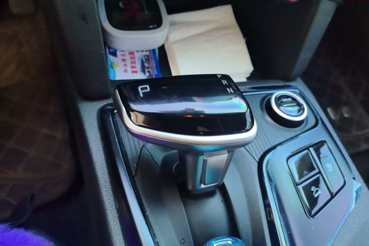 Used Hyundai ix35 2021 240TGDi DCT Two-Wheel-Drive GLS Leading Edition Gear Lever