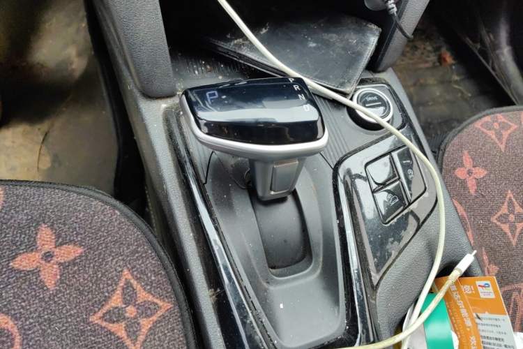 Used Hyundai ix35 2021 2.0L Automatic 2WD GLS Leading Edition Gear Lever