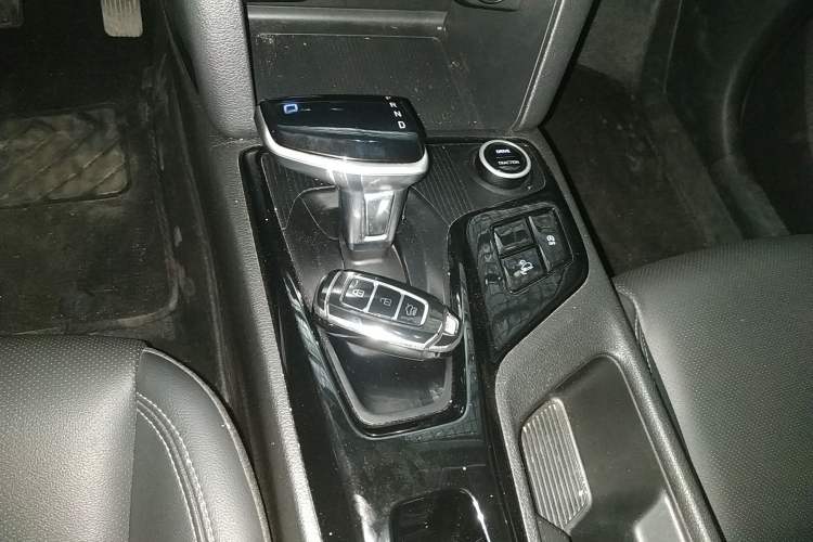Used Hyundai ix35 2021 240TGDi DCT Two-Wheel-Drive GLS Leading Edition Gear Lever