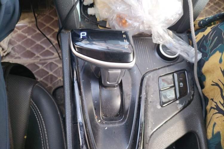 Used Hyundai ix35 2021 240TGDi DCT Two-Wheel-Drive GLS Leading Edition Gear Lever