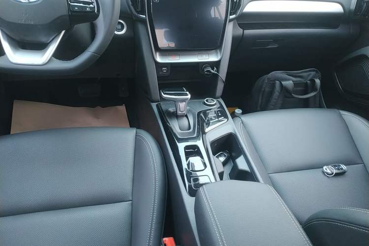 Used Hyundai ix35 2021 2.0L Automatic 2WD GLS Leading Edition Gear Lever