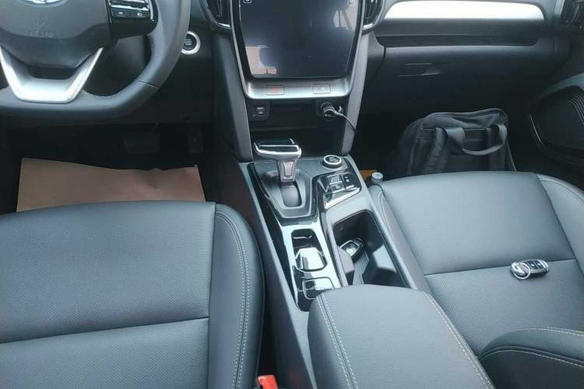 Used Hyundai ix35 2021 2.0L Automatic 2WD GLS Leading Edition Gear Lever
