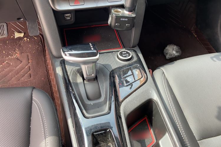 Used Hyundai ix35 2021 2.0L Automatic 2WD GLS Leading Edition Gear Lever