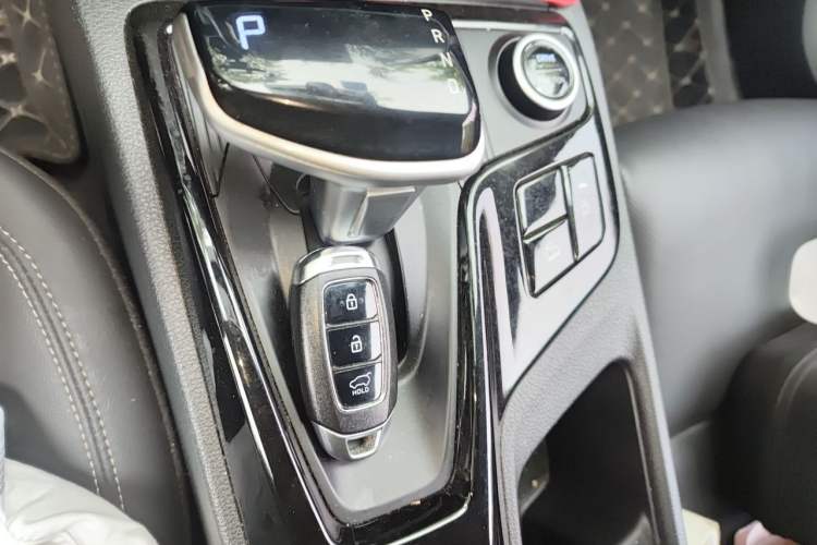 Used Hyundai ix35 2021 2.0L Automatic 2WD GLS Leading Edition Gear Lever