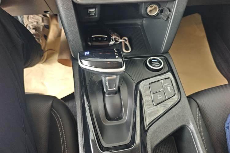 Used Hyundai ix35 2021 240TGDi DCT Two-Wheel-Drive GLS Leading Edition Gear Lever