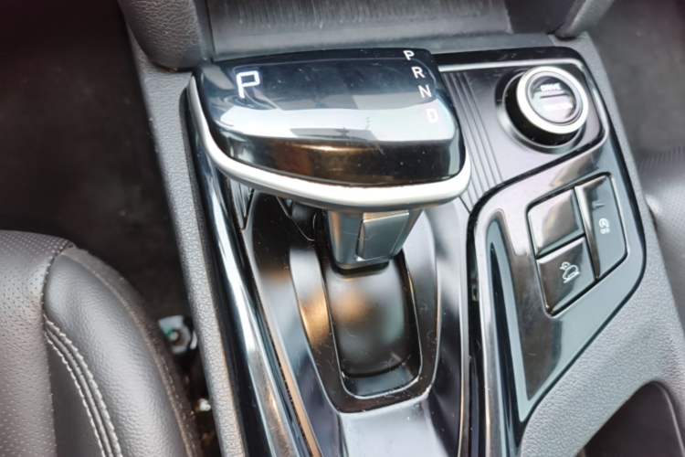Used Hyundai ix35 2021 2.0L Automatic 2WD GLS Leading Edition Gear Lever