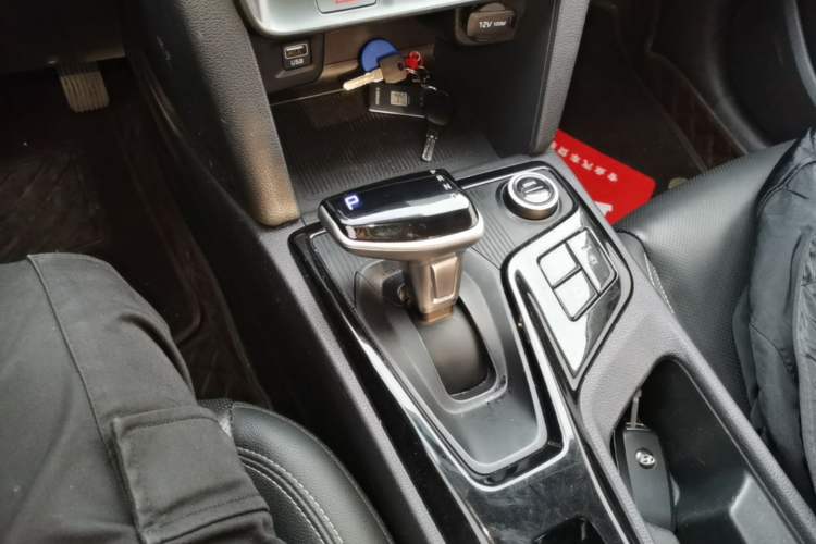 Used Hyundai ix35 2021 2.0L Automatic 2WD GLS Leading Edition Gear Lever