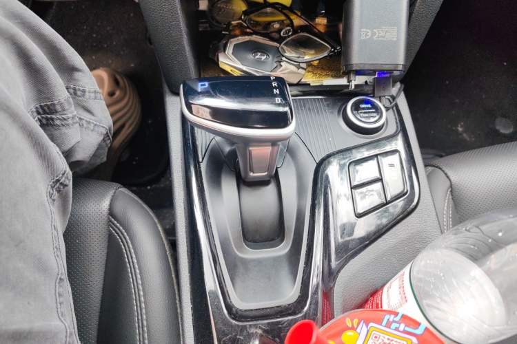 Used Hyundai ix35 2021 240TGDi DCT Two-Wheel-Drive GLS Leading Edition Gear Lever