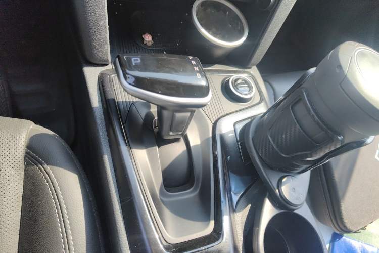 Used Hyundai ix35 2021 240TGDi DCT Two-Wheel-Drive GLS Leading Edition Gear Lever