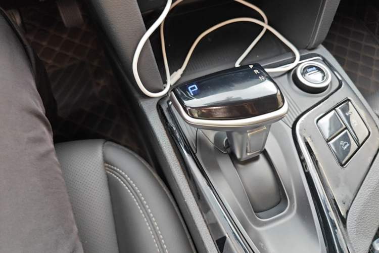 Used Hyundai ix35 2021 2.0L Automatic 2WD GLS Leading Edition Gear Lever