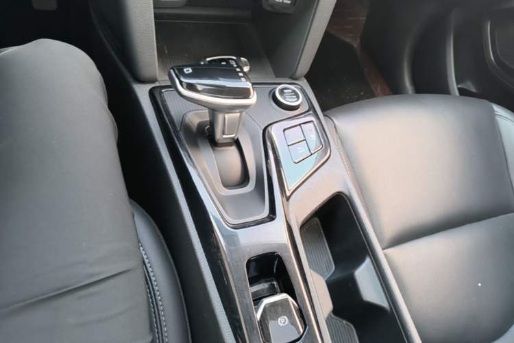Used Hyundai ix35 2021 240TGDi DCT Two-Wheel-Drive GLS Leading Edition Gear Lever