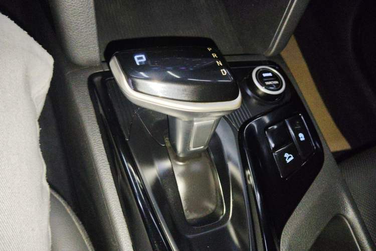 Used Hyundai ix35 2021 240TGDi DCT Two-Wheel-Drive GLS Leading Edition Gear Lever