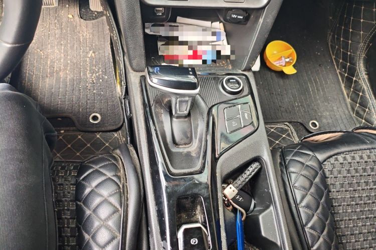 Used Hyundai ix35 2021 240TGDi DCT Two-Wheel-Drive GLS Leading Edition Gear Lever