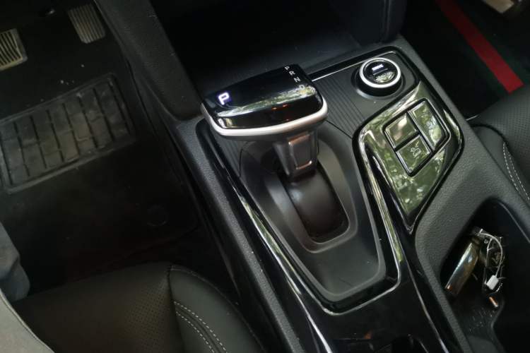Used Hyundai ix35 2021 240TGDi DCT Two-Wheel-Drive GLS Leading Edition Gear Lever