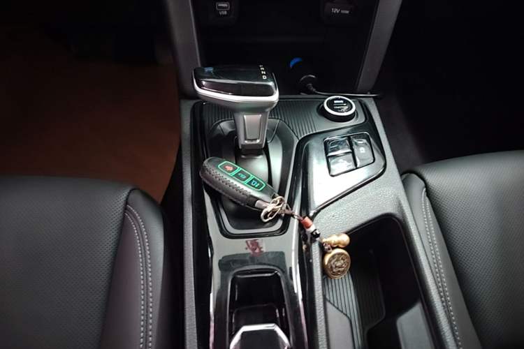 Used Hyundai ix35 2021 240TGDi DCT Two-Wheel-Drive GLS Leading Edition Gear Lever