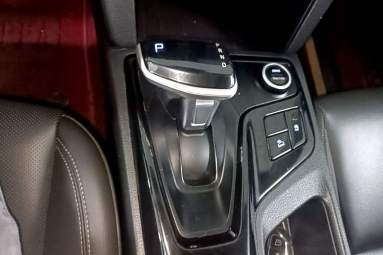 Used Hyundai ix35 2021 240TGDi DCT Two-Wheel-Drive GLS Leading Edition Gear Lever