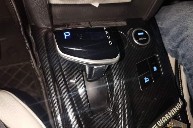 Used Hyundai ix35 2021 2.0L Automatic 2WD GLS Leading Edition Gear Lever