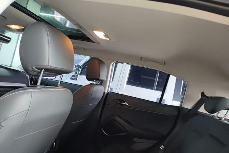 Used Hyundai ix35 2021 240TGDi DCT Two-Wheel-Drive GLS Leading Edition Headliner