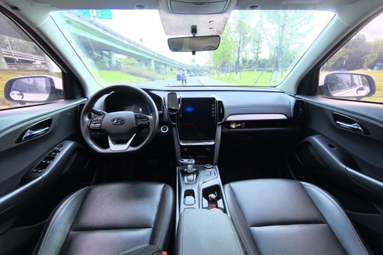 Used Hyundai ix35 2021 2.0L Automatic 2WD GLS Leading Edition Interior 1