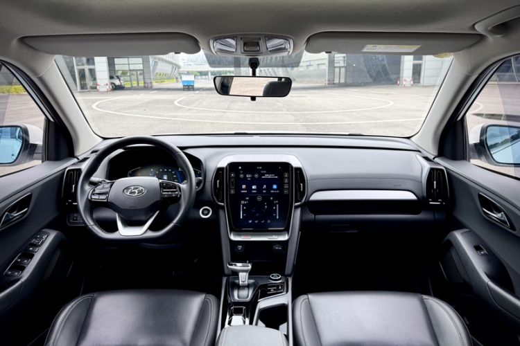Used Hyundai ix35 2021 2.0L Automatic 2WD GLS Leading Edition Interior 2