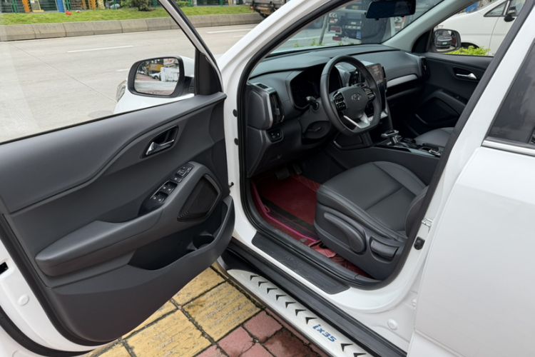 Used Hyundai ix35 2021 2.0L Automatic 2WD GLS Leading Edition Interior 3