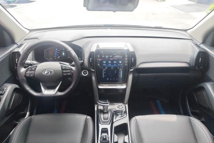 Used Hyundai ix35 2021 2.0L Automatic 2WD GLS Leading Edition Interior 3