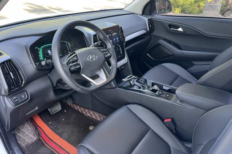 Used Hyundai ix35 2021 2.0L Automatic 2WD GLS Leading Edition Interior 3
