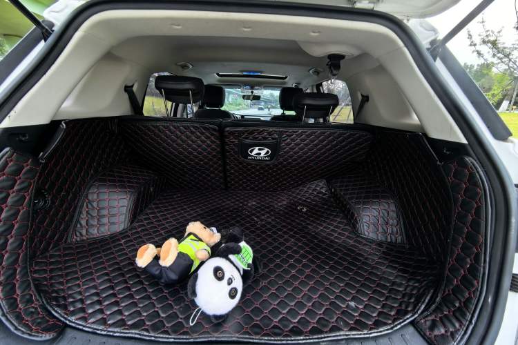 Used Hyundai ix35 2021 2.0L Automatic 2WD GLS Leading Edition Interior 4