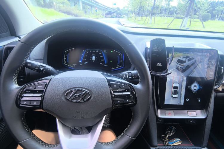 Used Hyundai ix35 2021 2.0L Automatic 2WD GLS Leading Edition Interior 6