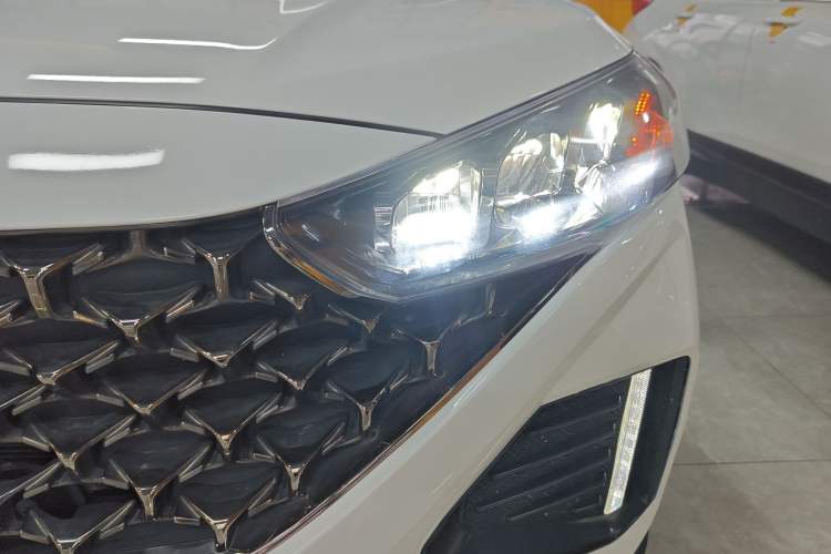 Used Hyundai ix35 2021 2.0L Automatic 2WD GLS Leading Edition Left Front Headlight